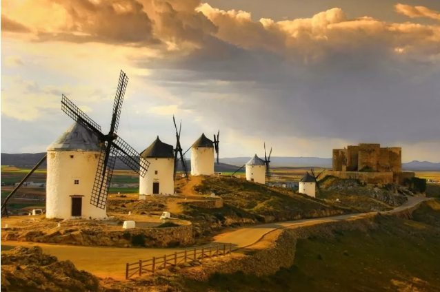 张家港西语培训韦老师18015678234(同微信)